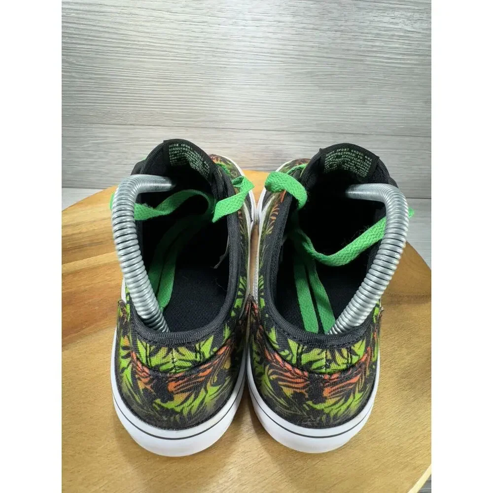 NIKE Kids Toki Low Canvas - size 6.5 Youth 631558 009 Jungle Safari